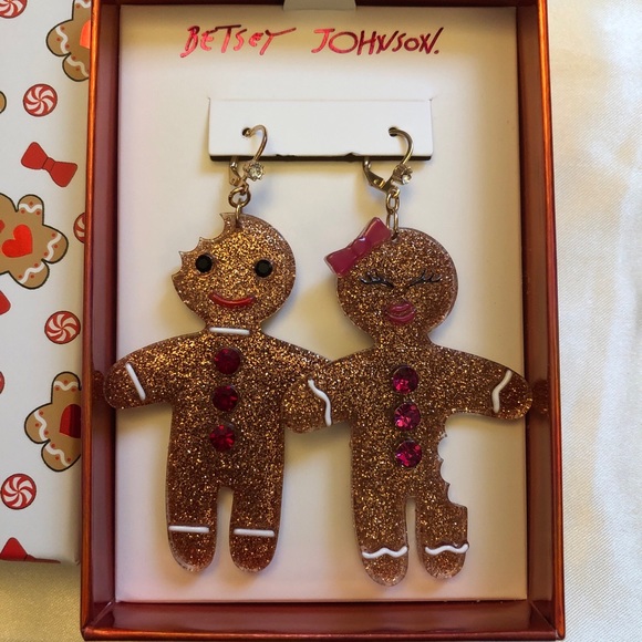 Betsey Johnson Gold Tone Gingerbread Man & Woman Mismatch Drop Earrings NIB - Picture 3 of 11